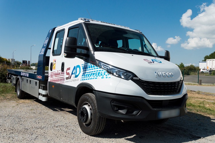 graphiste-saint-nazaire-la-baule-guerande-herbignac-44-covering-vehicule-communication-9